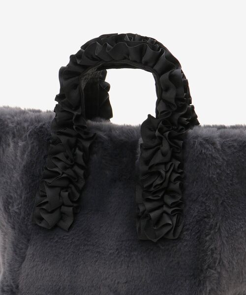 le.coeur blanc（ルクールブラン）の「フェイクファーハンドルフリルトート（トートバッグ・レディース・モカ/チャコールグレー・FREE）」の17枚目の写真