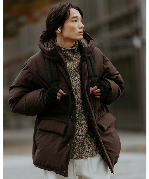 green label relaxing（グリーンレーベルリラクシング）の「DICROS フード ダウン ブルゾン -撥水-（ダウンジャケット/コート・メンズ・ダークグレー/ダークブラウン・S/M/L/XL）」の2枚目の写真