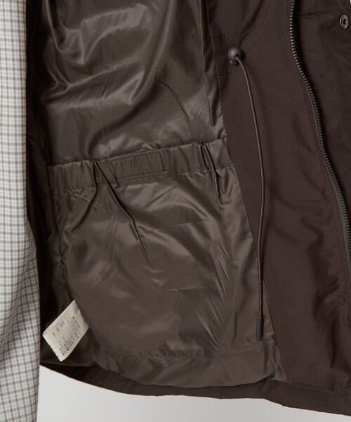 green label relaxing（グリーンレーベルリラクシング）の「DICROS フード ダウン ブルゾン -撥水-（ダウンジャケット/コート・メンズ・ダークグレー/ダークブラウン・S/M/L/XL）」の20枚目の写真