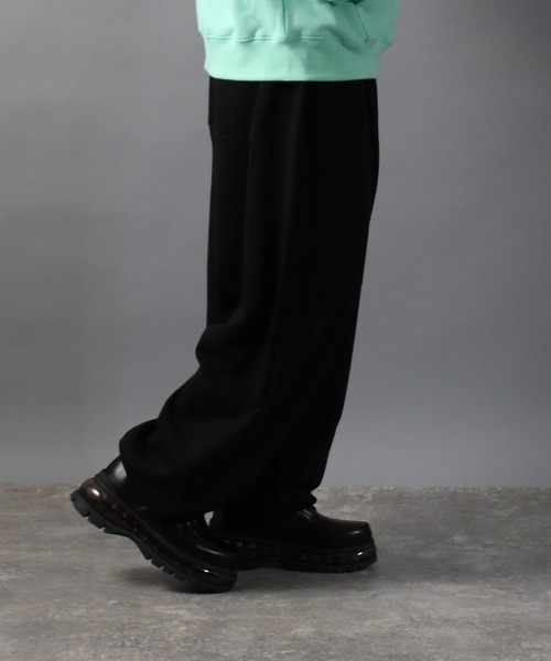 NYLAUS（ナイラス）の「【Nylaus】ヘビーウェイト ツータックワイドスウェットパンツ ワイドパンツ（スウェットパンツ・メンズ・ブラック/グレー・L/M）」の18枚目の写真