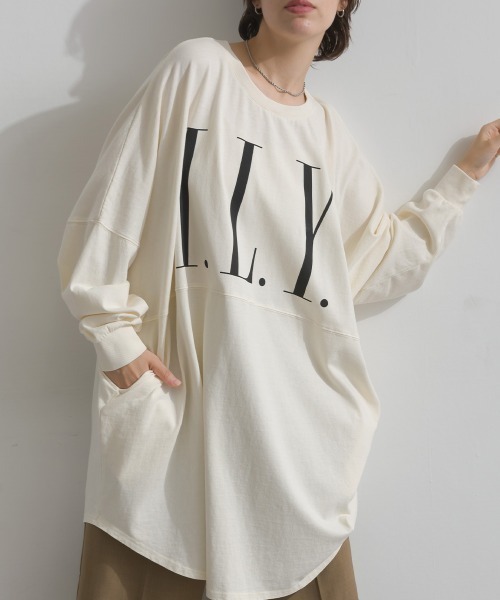 enhaut(アンオート)の「ピグメントOE天竺 ロゴプリント チュニック ILY ビッグ Tシャツ ロンT(Tシャツ/カットソー・レディース・アイボリー/グレイッシュベージュ/チャコールグレー/バーガンディー・FREE)」の2枚目の写真