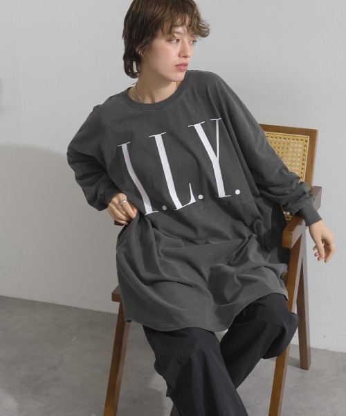 enhaut(アンオート)の「ピグメントOE天竺 ロゴプリント チュニック ILY ビッグ Tシャツ ロンT(Tシャツ/カットソー・レディース・アイボリー/グレイッシュベージュ/チャコールグレー/バーガンディー・FREE)」の10枚目の写真