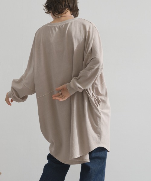 enhaut(アンオート)の「ピグメントOE天竺 ロゴプリント チュニック ILY ビッグ Tシャツ ロンT(Tシャツ/カットソー・レディース・アイボリー/グレイッシュベージュ/チャコールグレー/バーガンディー・FREE)」の17枚目の写真