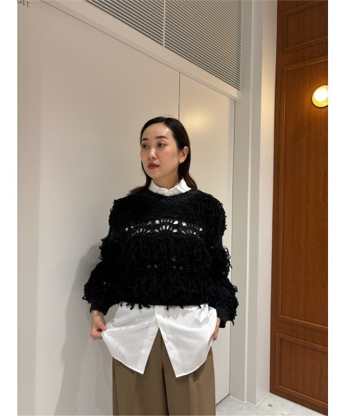 boussole（ブソル）の「BOUSSOLE / フリンジニットプルオーバー（ニット/セーター・レディース・オフホワイト/ブラック・FREE）」の9枚目の写真