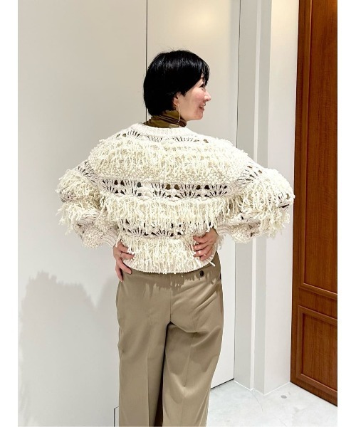 boussole（ブソル）の「BOUSSOLE / フリンジニットプルオーバー（ニット/セーター・レディース・オフホワイト/ブラック・FREE）」の13枚目の写真