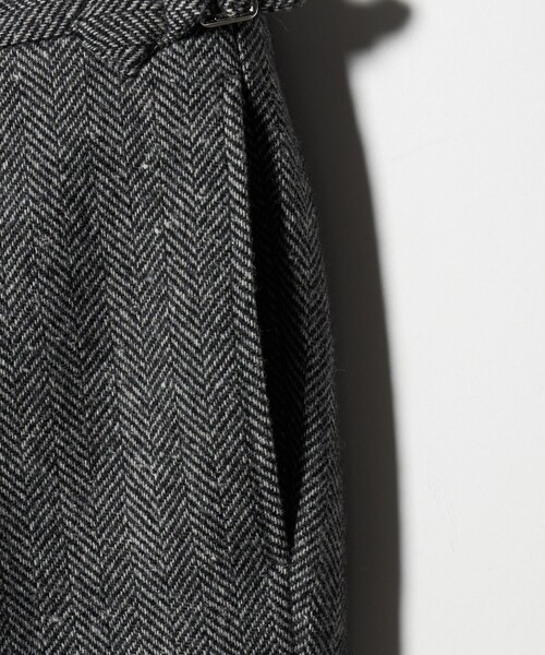UNITED ARROWS（ユナイテッドアローズ）の「ヘリンボーンツイード 1プリーツ スラックス（スラックス・メンズ・グレー系・46/48/50/44）」の11枚目の写真