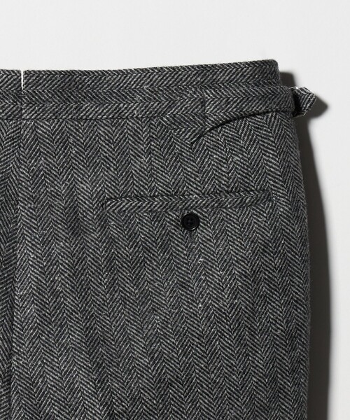 UNITED ARROWS（ユナイテッドアローズ）の「ヘリンボーンツイード 1プリーツ スラックス（スラックス・メンズ・グレー系・46/48/50/44）」の12枚目の写真