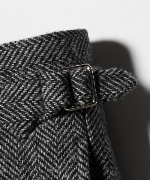 UNITED ARROWS（ユナイテッドアローズ）の「ヘリンボーンツイード 1プリーツ スラックス（スラックス・メンズ・グレー系・46/48/50/44）」の15枚目の写真