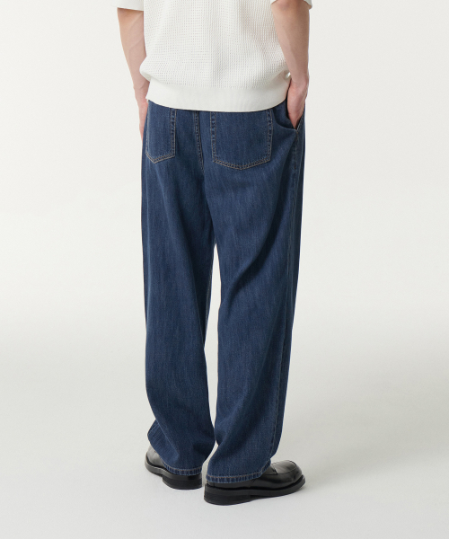 MUSINSA STANDARD（ムシンサスタンダード）の「リネンライクセミバルーンデニムパンツ[ミディアムインディゴ]（デニムパンツ・メンズ・その他・31/33/26/27/28/29/38/36/34/32/30）」の4枚目の写真