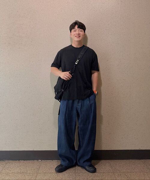 MUSINSA STANDARD（ムシンサスタンダード）の「リネンライクセミバルーンデニムパンツ[ミディアムインディゴ]（デニムパンツ・メンズ・その他・31/33/26/27/28/29/38/36/34/32/30）」の13枚目の写真