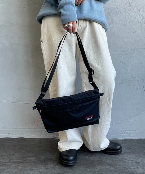 ナンジョウ NANGA/ナンガ] ワンポイントロゴ オーロラテックス サコッシュ