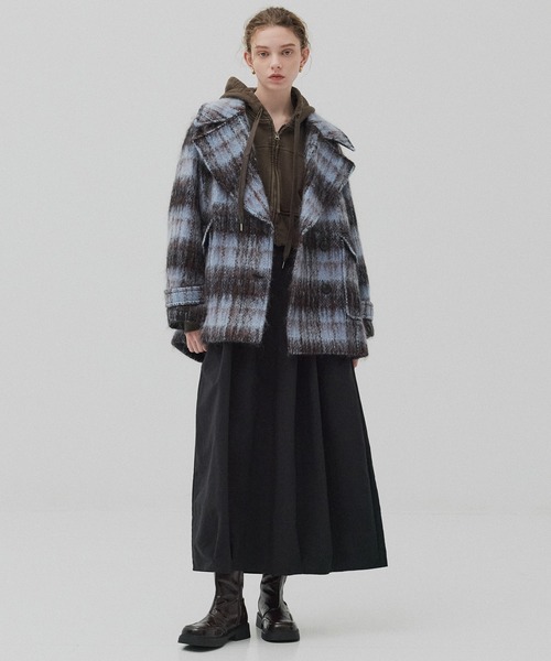 PUBLIC TOKYO(パブリックトウキョウ)の「【完売間近】ワイドラペルチェックコート(ステンカラーコート・レディース・マルチ・1/2)」の3枚目の写真