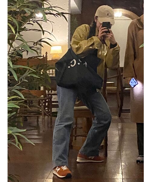 SIYAZU(シヤジュ)の「SITP5088 Loosefit silky oxford shirt_Deep blue(シャツ/ブラウス・レディース・ダークブルー・ONE SIZE)」の4枚目の写真