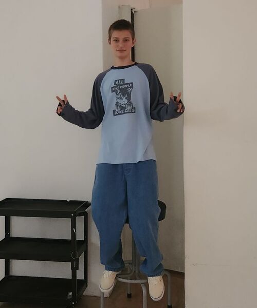 ITZAVIBE(イッザバイブ)の「NICE PEOPLE LOVE CATS RAGLAN LONG SLEEVE - SKY BLUE(Tシャツ/カットソー・レディース・その他・MEDIUM/LARGE)」の16枚目の写真