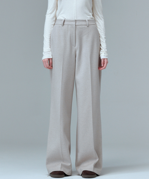 MALOUPE(マロップ)の「2166 ヘビー起毛ワイドパンツ(ベージュ)(スラックス・レディース・ベージュ・26/28/30)」の2枚目の写真