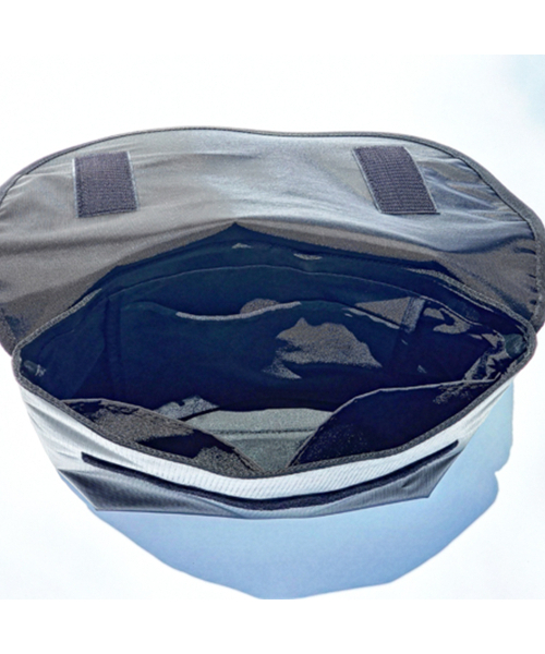 RNMS(アールエヌエムエス)の「CROSSBAG プロ 9(トートバッグ・メンズ・ブルー/オレンジ/イエロー/ブラック/マジェンタ/パープル/サファリグリーン/レッド/グレー/その他・FREE)」の16枚目の写真