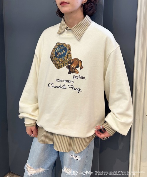 DOUBLE NAME（ダブルネーム）の「【Harry Potter】ハニーデュークス フロントモチーフプルオーバー（その他トップス・レディース・ネイビー/レッド・FREE）」の7枚目の写真