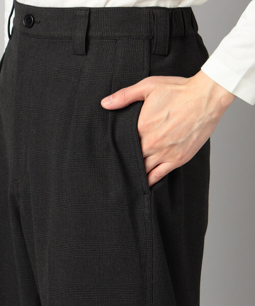 COMME CA MEN（コムサメン）の「【セットアップ対応】ソフトサーモ(R) グレンチェック 2タックパンツ（スラックス・メンズ・チャコールグレー・S/L/M）」の12枚目の写真