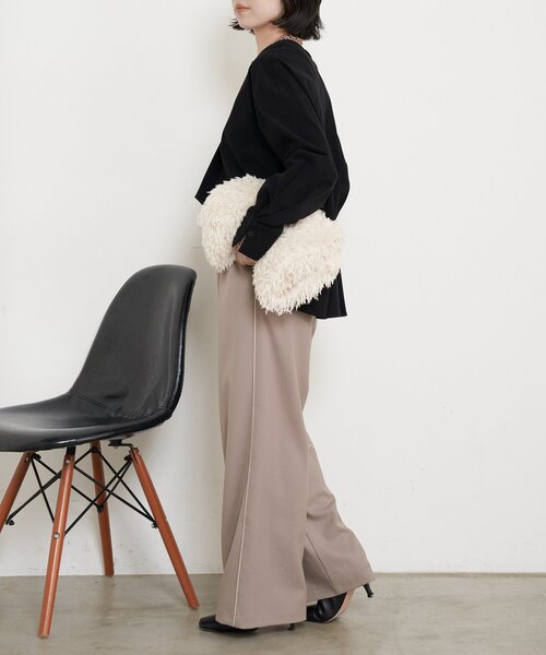 Jena espace merveilleux(ジェナ エスパスメルヴェイユ)の「【ウエストゴム】サテンナローパイピングパンツ(その他パンツ・レディース・ブラック/アイボリー/モカ・FREE)」の22枚目の写真