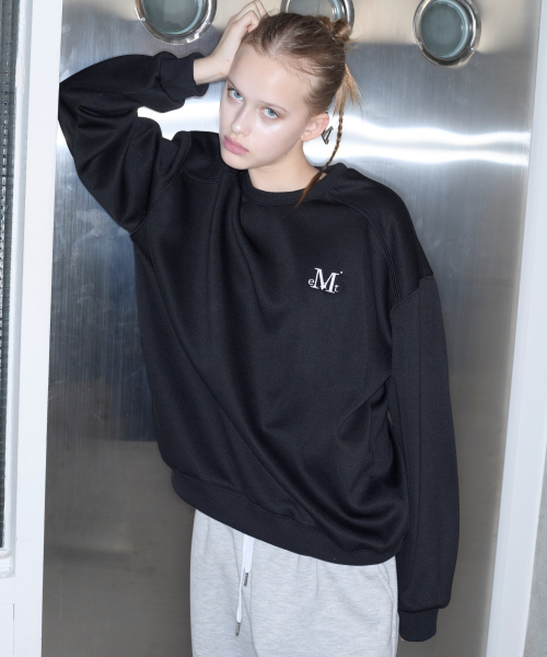 シグニチャーベーシックロゴスウェット男女共用（5カラー