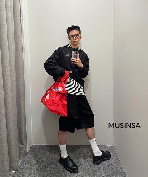 MUCENT(ムセント)の「シグニチャーベーシックロゴスウェット男女共用(5カラー)(スウェット・レディース・チャコールグレー/レッド系/カーキ系/ブラック系1/グレー系1・FREE/1)」の16枚目の写真
