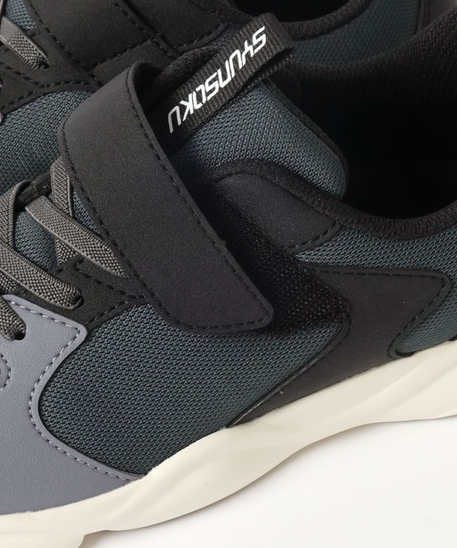 GLOBAL WORK（グローバルワーク）の「瞬足/配色スニーカ/618649（スニーカー・キッズ・オフホワイト/ブラック・22cm/21cm/20cm/19cm/18cm）」の15枚目の写真