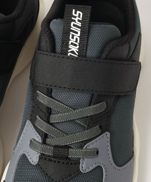 GLOBAL WORK（グローバルワーク）の「瞬足/配色スニーカ/618649（スニーカー・キッズ・オフホワイト/ブラック・22cm/21cm/20cm/19cm/18cm）」の18枚目の写真