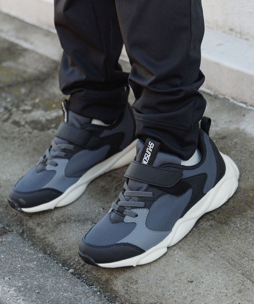 GLOBAL WORK（グローバルワーク）の「瞬足/配色スニーカ/618649（スニーカー・キッズ・オフホワイト/ブラック・22cm/21cm/20cm/19cm/18cm）」の20枚目の写真