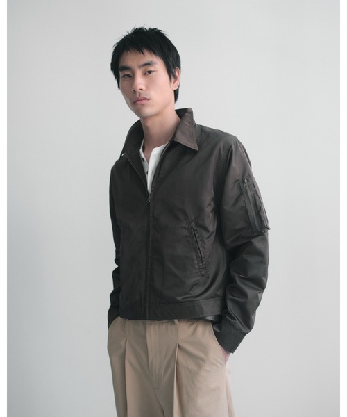 Noen(ノエン)の「ミリタリースイングトップジャケット(ミリタリージャケット・メンズ・ダークカーキ/ブラック・LARGE/MEDIUM)」の1枚目の写真