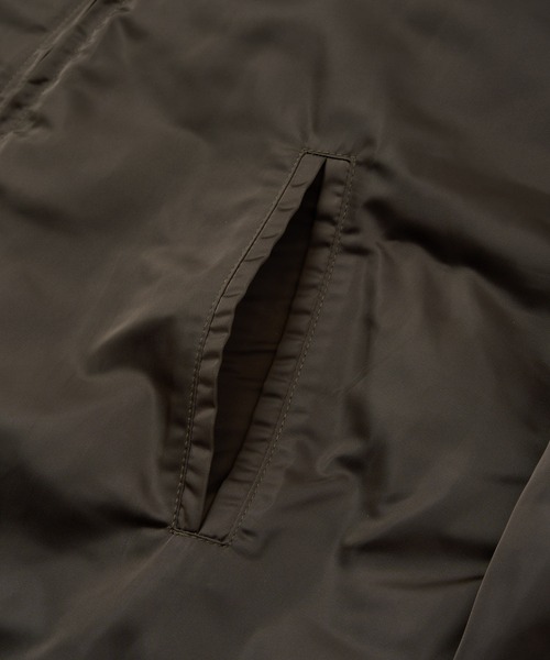 Noen(ノエン)の「ミリタリースイングトップジャケット(ミリタリージャケット・メンズ・ダークカーキ/ブラック・LARGE/MEDIUM)」の22枚目の写真