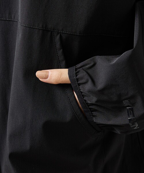 KELTY（ケルティ）の「【KELTY / ケルティ】Lush Comfort Parka / ラッシュコンフォートパーカー/UVカット/サンシェイド/速乾（ブルゾン・メンズ・グレイッシュブルー/チャコールグレー/ブラック・L/M）」の12枚目の写真