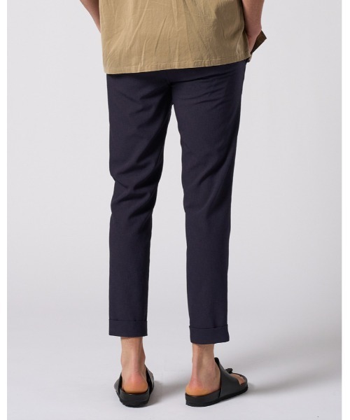 wjk(ダヴルジェイケイ)の「tuck slim slacks(スラックス・メンズ・ブラック/ネイビー・SMALL/MEDIUM/LARGE/X-LARGE)」の5枚目の写真
