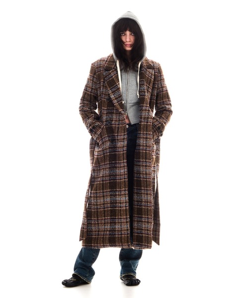 BEEDEN(ビーデン)の「BOXY DOUBLE LONG COAT(トレンチコート・レディース・ブラック/マルチ・FREE)」の14枚目の写真