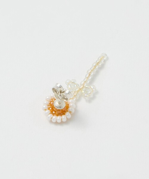 Steven Alan(スティーブンアラン)の「<Pura Utz>DAISY STICK/シングルピアス(ピアス(片耳用)・レディース・オフホワイト・FREE)」の4枚目の写真