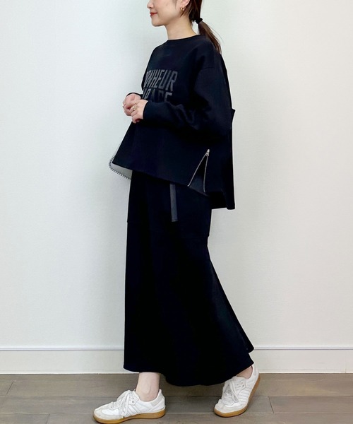 LUGIVA(ルギヴァ)の「【セットアップ可能】ポンチサイドファスナーロゴプルオーバー(Tシャツ/カットソー・レディース・オフホワイト/ブラック・M)」の17枚目の写真