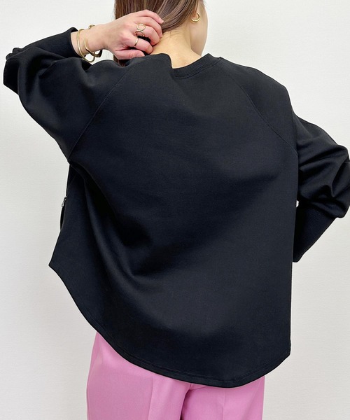 LUGIVA(ルギヴァ)の「【セットアップ可能】ポンチサイドファスナーロゴプルオーバー(Tシャツ/カットソー・レディース・オフホワイト/ブラック・M)」の3枚目の写真