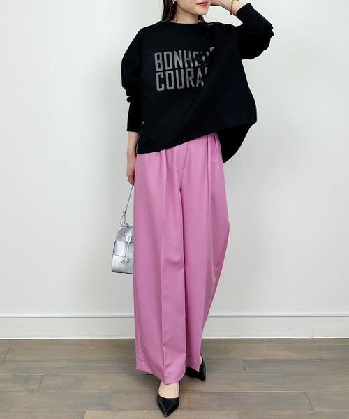 LUGIVA(ルギヴァ)の「【セットアップ可能】ポンチサイドファスナーロゴプルオーバー(Tシャツ/カットソー・レディース・オフホワイト/ブラック・M)」の5枚目の写真