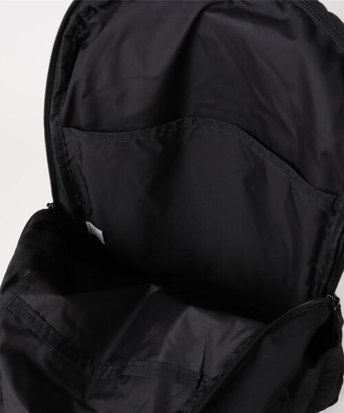 Scrap Book（スクラップブック）の「【Scrap Book】センターステッチナイロンリュック（バックパック/リュック・レディース・グレー/ブラック・FREE）」の5枚目の写真