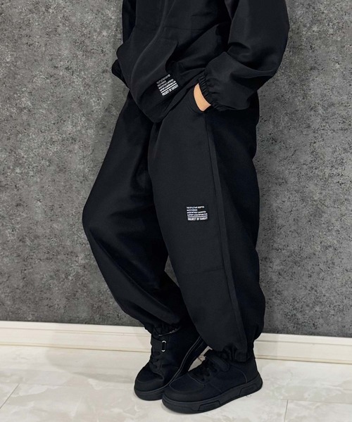 THE CASUAL(カジュアル)の「裏地メッシュ バルーンパンツ(その他パンツ・キッズ・ネイビー/チャコール/ブラック/グレー・140cm/130cm/120cm/110cm/160cm/150cm)」の2枚目の写真