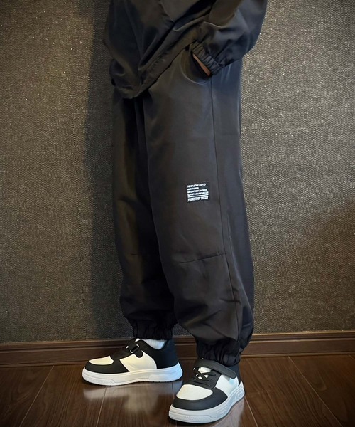 THE CASUAL(カジュアル)の「裏地メッシュ バルーンパンツ(その他パンツ・キッズ・ネイビー/チャコール/ブラック/グレー・140cm/130cm/120cm/110cm/160cm/150cm)」の15枚目の写真