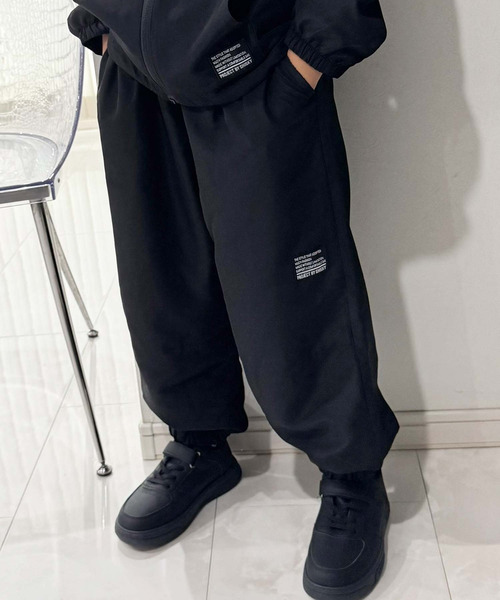 THE CASUAL(カジュアル)の「裏地メッシュ バルーンパンツ(その他パンツ・キッズ・ネイビー/チャコール/ブラック/グレー・140cm/130cm/120cm/110cm/160cm/150cm)」の11枚目の写真