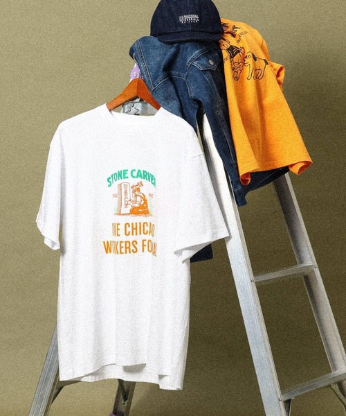 Curensology✕UniversalOverallコラボ美品 UNIVERSAL OVERALL/グラフィックTシャツ/一部店舗限定/635131（Tシャツ