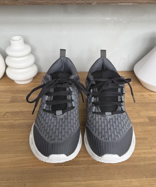 LUGG NAGG(ラグナグ)の「【G-re】幅広ふわふわランニングシューズ【衝撃吸収】(スニーカー・メンズ・ブラック/グレー/ブルー・25.0cm/25.5cm/26.0cm/26.5cm/27.0cm)」の15枚目の写真