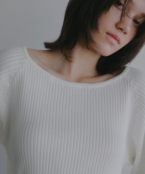 MANOF(マノフ)の「BACK OPEN RIB KNIT(ニット/セーター・レディース・ブルー系その他/ホワイト/ブラック・F)」の20枚目の写真