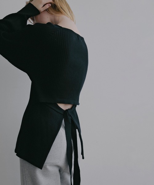 MANOF(マノフ)の「BACK OPEN RIB KNIT(ニット/セーター・レディース・ブルー系その他/ホワイト/ブラック・F)」の21枚目の写真