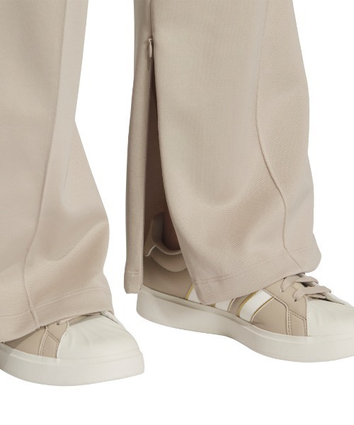 adidas(アディダス)の「アディダス adidas STSV トラック パンツ(その他パンツ・レディース・ライトベージュ/ブラック・S/M/L)」の14枚目の写真