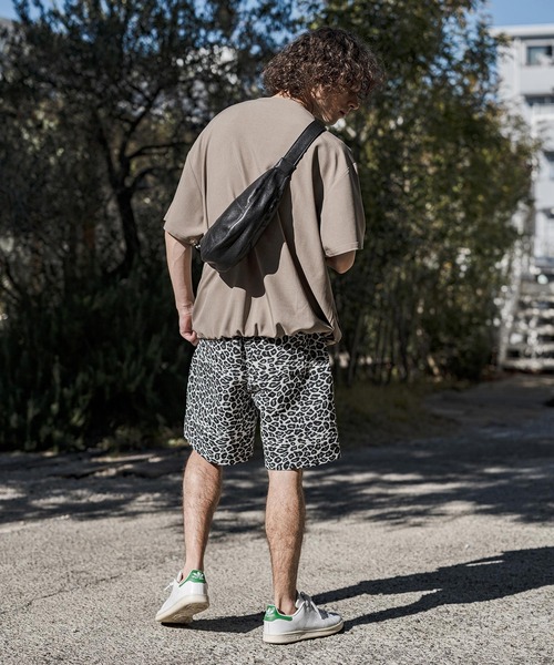 CAMBIO(カンビオ)の「mp14626- Leopard Motif Gobelin Shorts ショートパンツ(2026GIM-010)(その他パンツ・メンズ・ブルー/ベージュ/ホワイト・S/M/L)」の21枚目の写真
