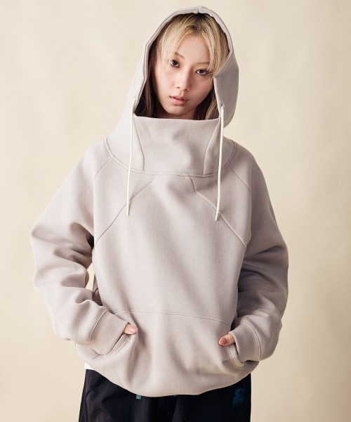 rehacer(レアセル)の「rehacer : Cocoon Pullover Hoodie / コクーン プルオーバー フーディー(パーカー・レディース・ブラック/ベージュ/ネイビー・SMALL)」の2枚目の写真