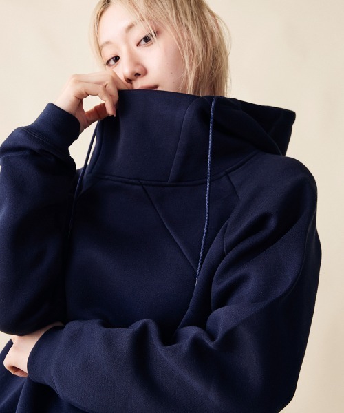 rehacer(レアセル)の「rehacer : Cocoon Pullover Hoodie / コクーン プルオーバー フーディー(パーカー・レディース・ブラック/ベージュ/ネイビー・SMALL)」の3枚目の写真