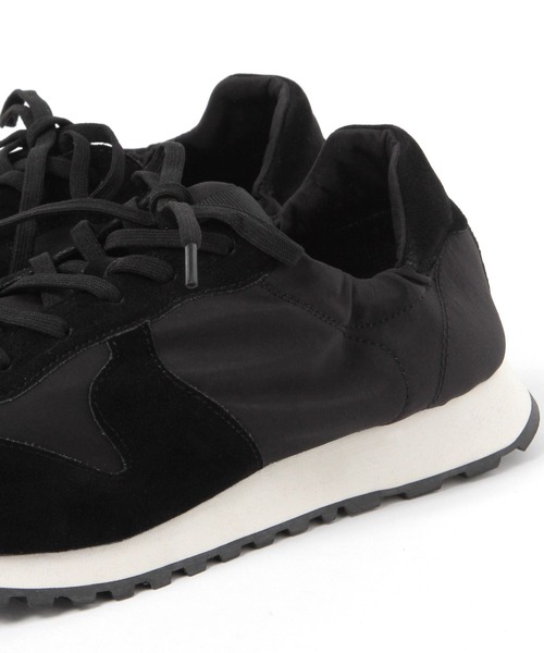 LEPSIM(レプシィム)の「レトロライトスニーカー 636614(スニーカー・レディース・ブラック/レッド/アイボリー・MEDIUM/LARGE)」の17枚目の写真